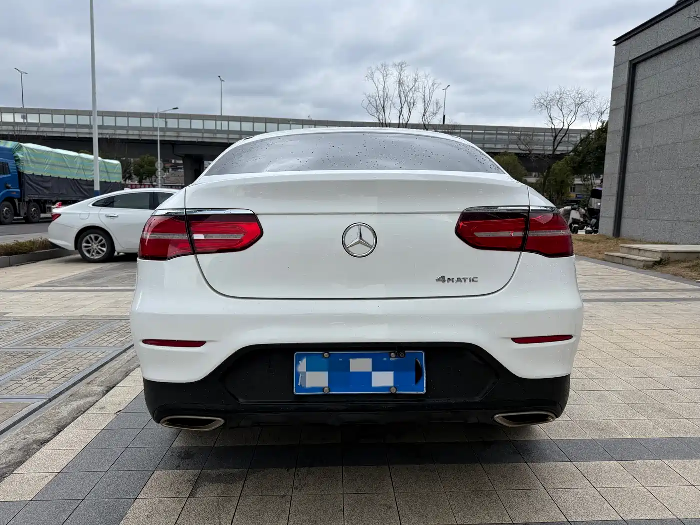 Mercedes-Benz GLC Coupe 2018 GLC 200 4MATIC Coupe SUV фото 15