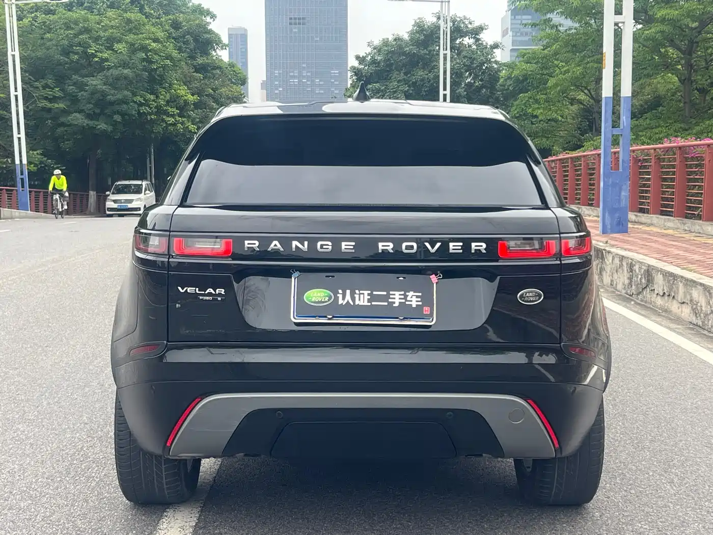 Land Rover Range Rover Velar 2017 P380 R-DYNAMIC S фото 6
