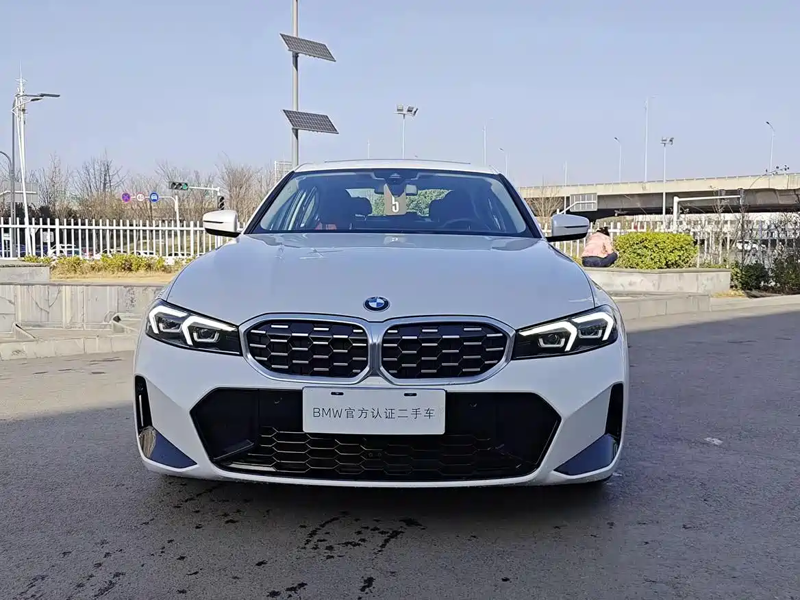 BMW 3 Series 2024 325Li M Sport Package фото 2