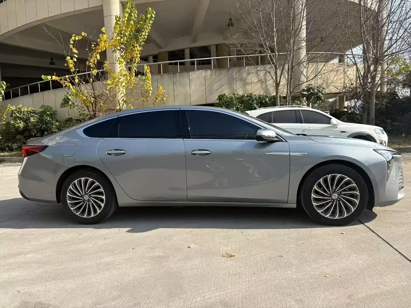 BUICK LACROSSE