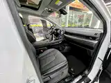 صورة 15 - Hyundai Custo