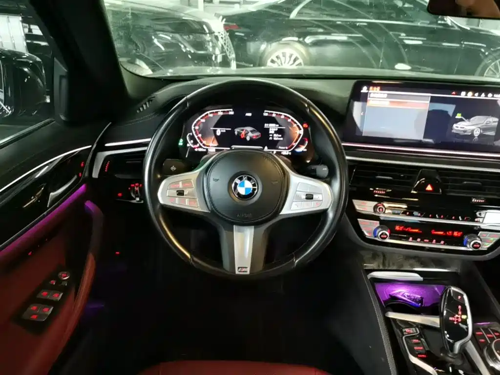 BMW 5 Series 2022 Model Second Facelift 525Li M Sport Package фото 11