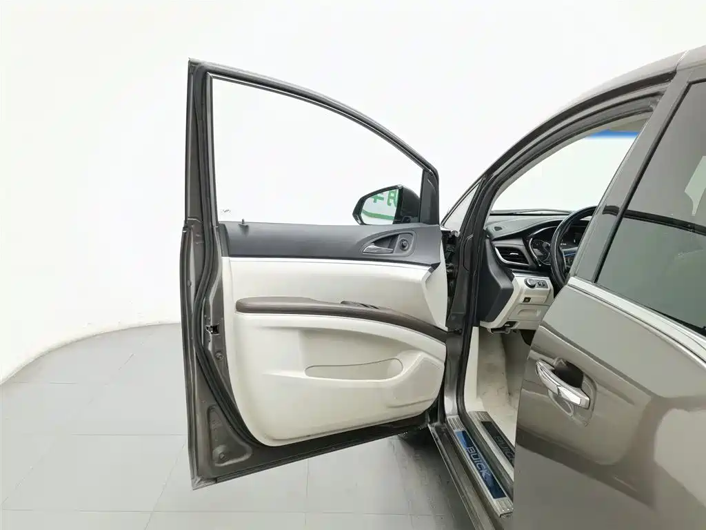 Buick GL8 2022 Land Business Class 652T Luxury фото 8