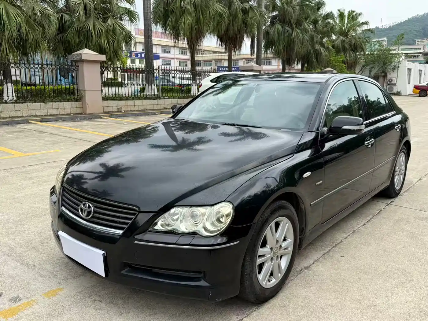 Toyota Reiz 2007 2.5V Sunroof Navigation Edition