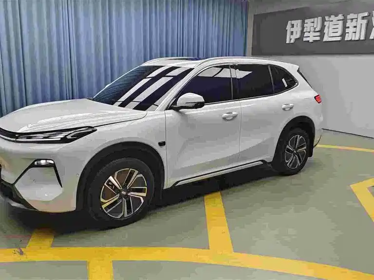 Geely Galaxy Galaxy Starship 7 EM-i 2026 Model 135km Pilot Edition