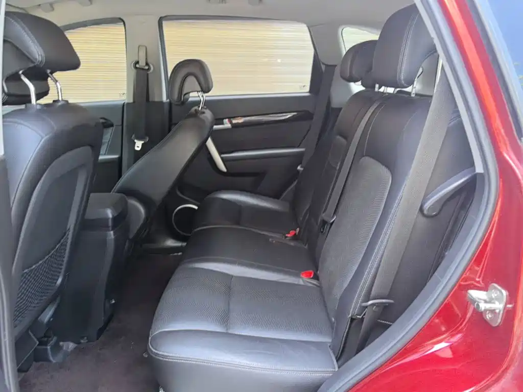 Chevrolet Captiva 2014 2014 2.4L 2WD Urban 7-seater