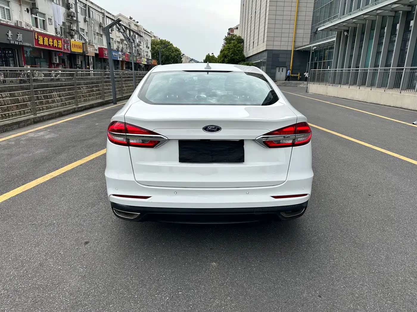 FORD MONDEO