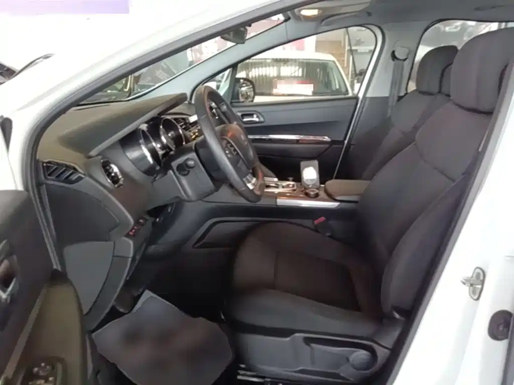 Peugeot 3008 2016 1.6THP Automatic Classic Edition фото 11