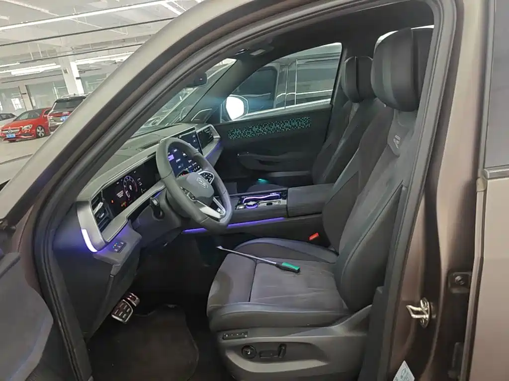 Volkswagen Teramont 2026 2025 Teramont Pro 450TSI 4WD Summit Edition