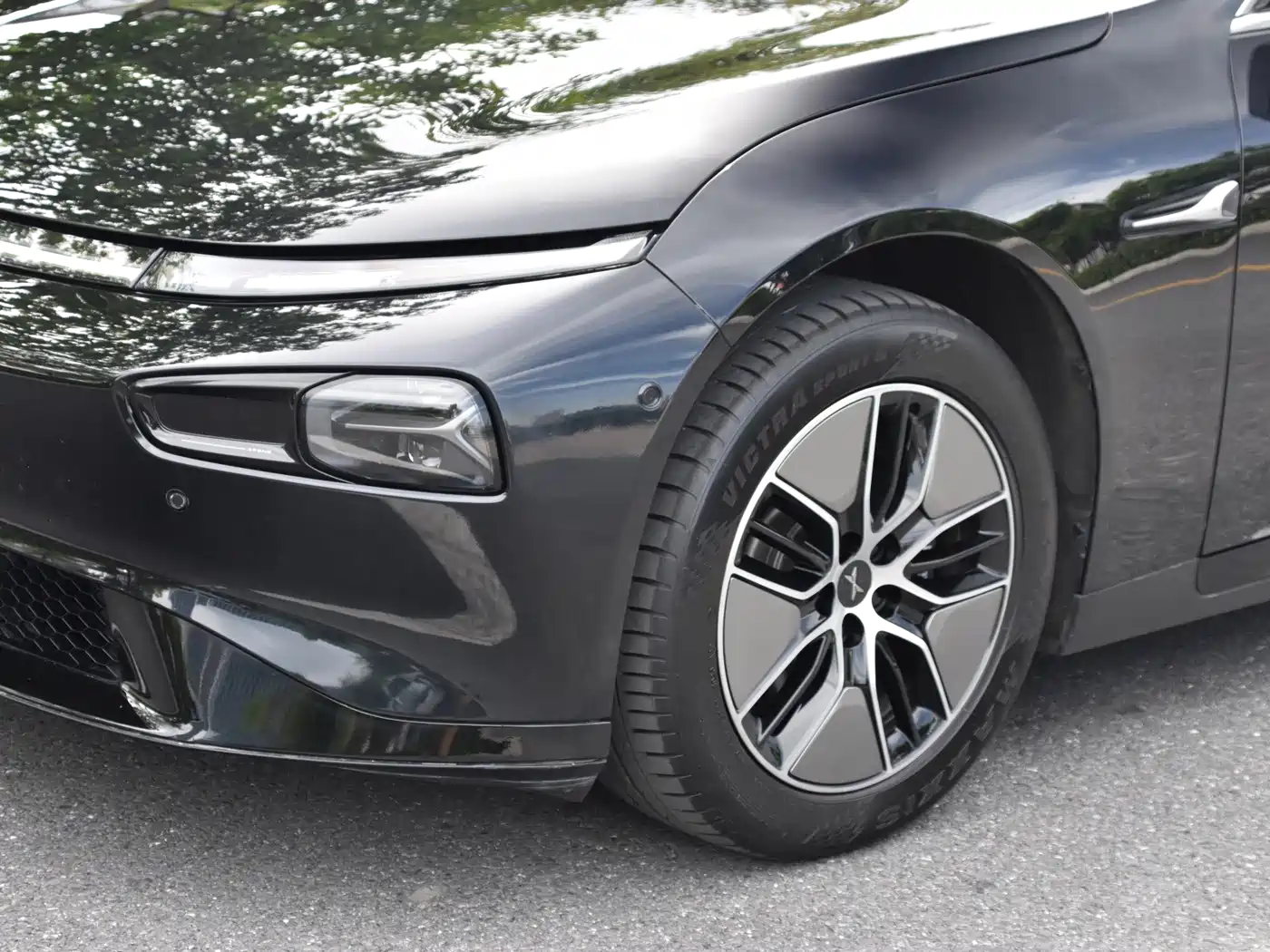 Фото 6 - XPeng P7