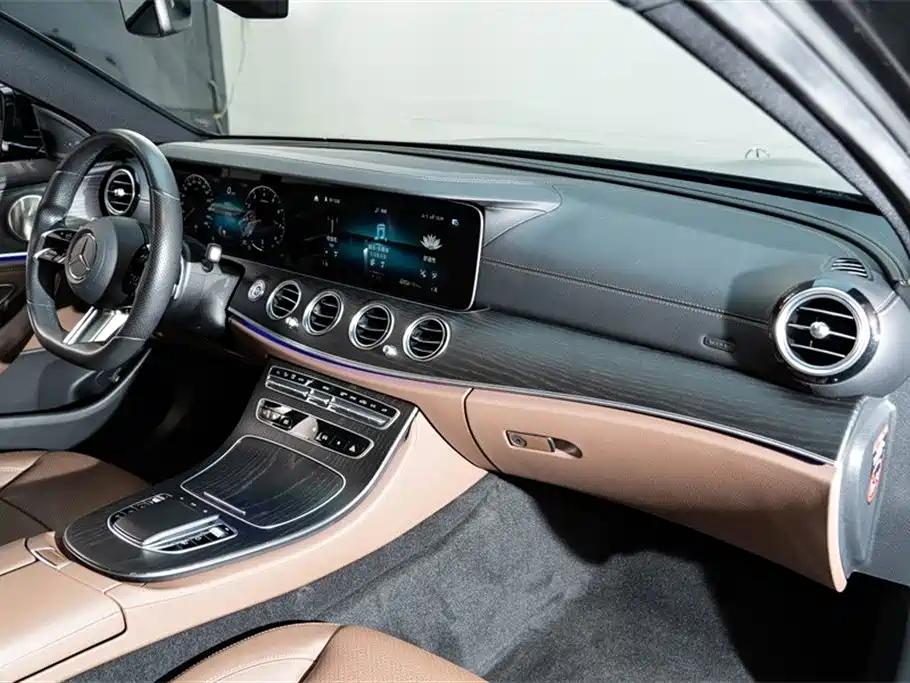 Mercedes-Benz E-Class 2022 E 300 L Sport Luxury фото 15