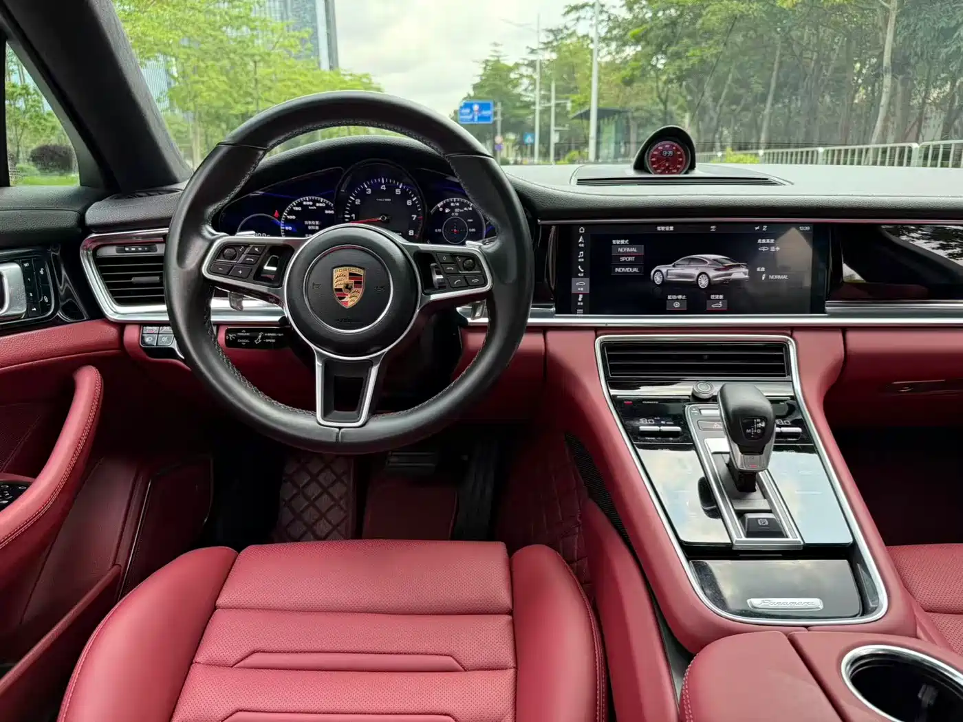 Porsche Panamera 2017 Panamera Executive Long Wheelbase 3.0T фото 7