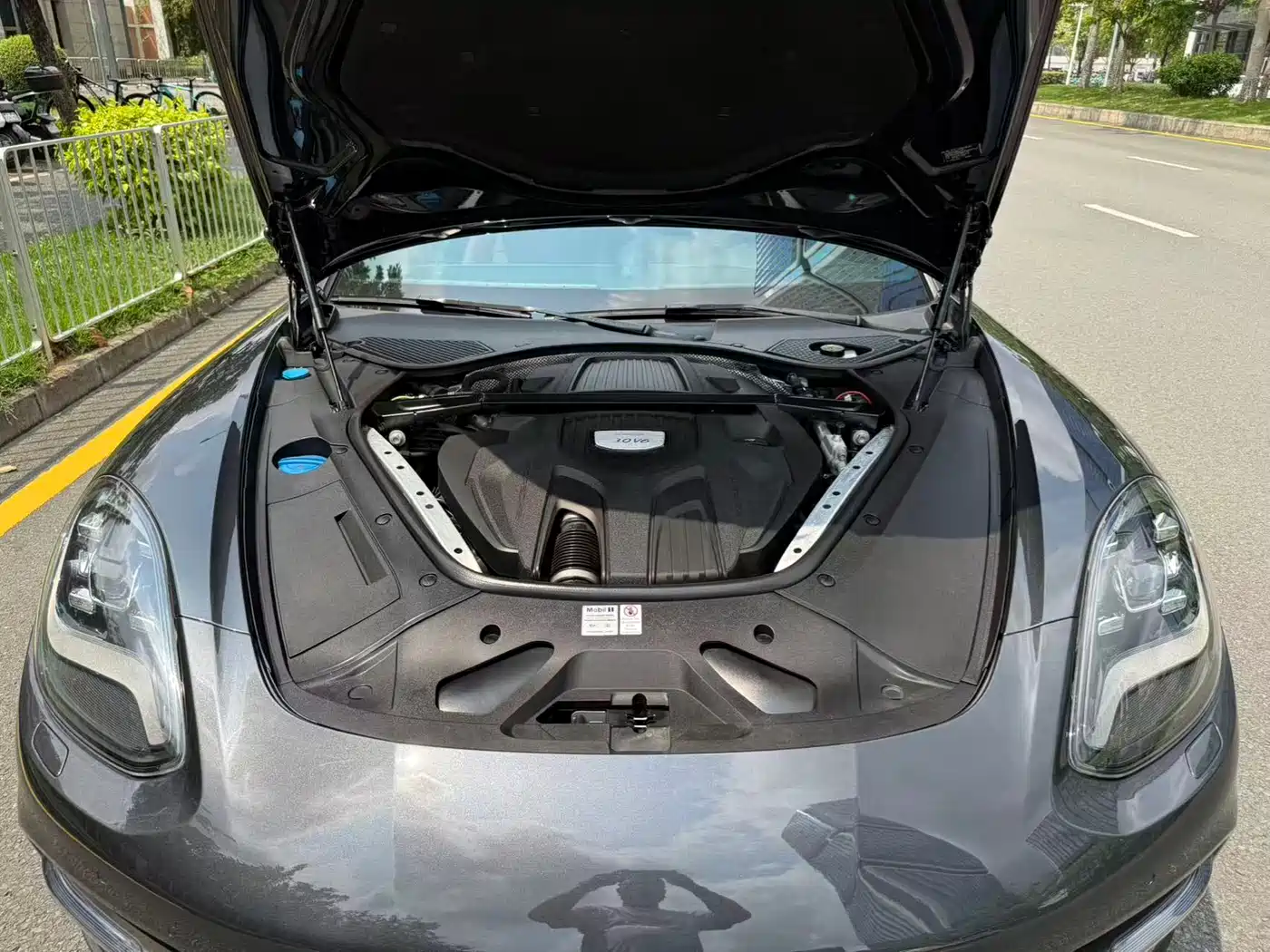 Porsche Panamera 2017 Panamera Executive Long Wheelbase 3.0T фото 18