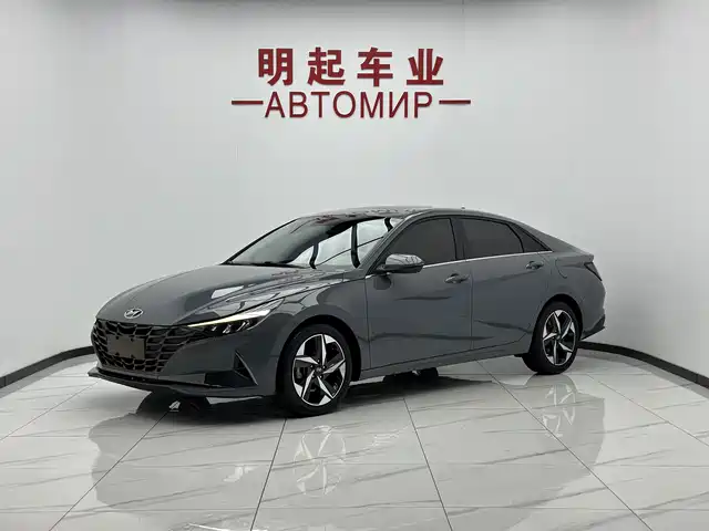 Hyundai Elantra 2023