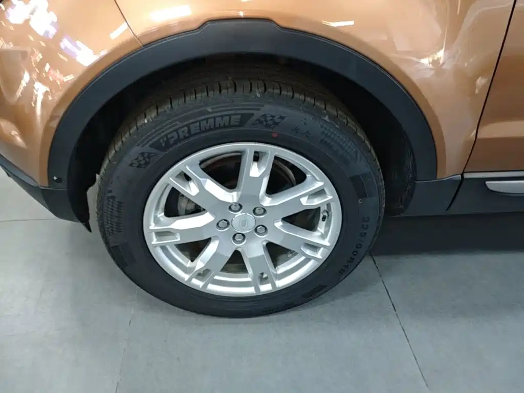 Land Rover Range Rover Evoque (Import) 2014 2014 2.0T 5-door Brilliance Premium