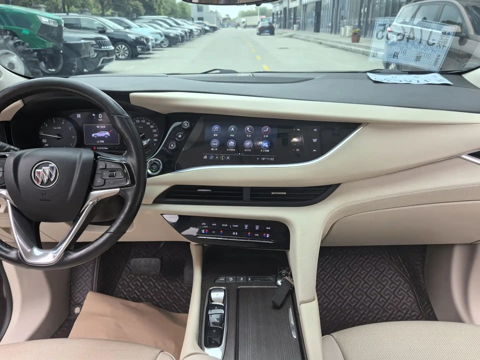 Фото 25 - Buick Enclave