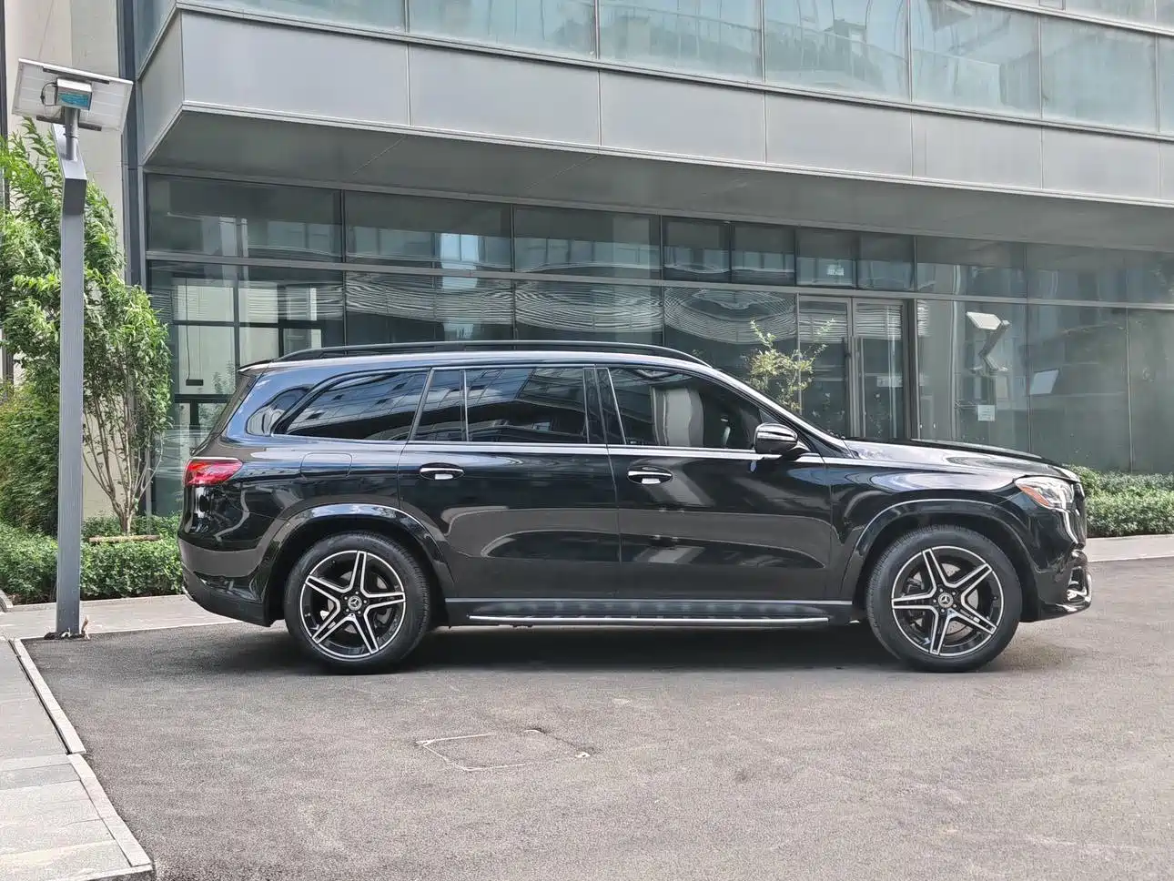 Mercedes-Benz GLS 2023 Second Facelift GLS 450 4MATIC Fashion фото 2