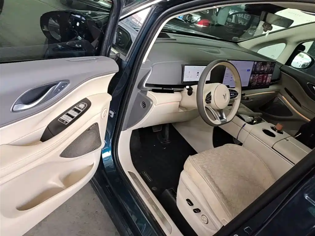 Voyah Auto Voyah Dreamer 2025 PHEV AWD Flagship Kunpeng Edition фото 16