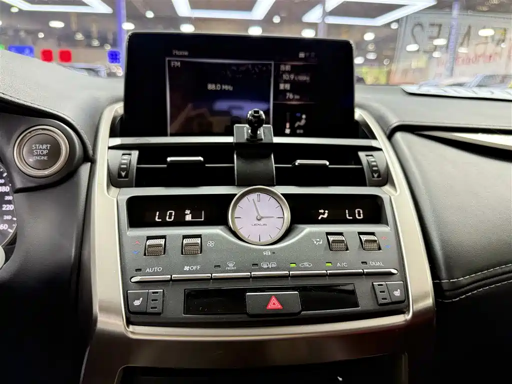 Lexus NX 2020 200 FWD Sharp Edition China VI фото 19