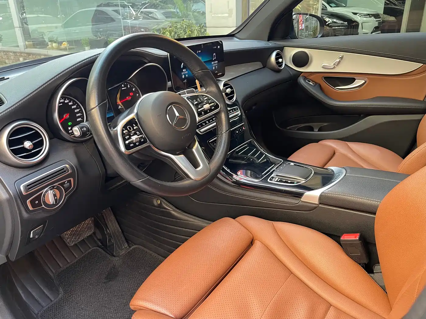 Mercedes-Benz GLC 2020 GLC 260 L 4MATIC Dynamic фото 7