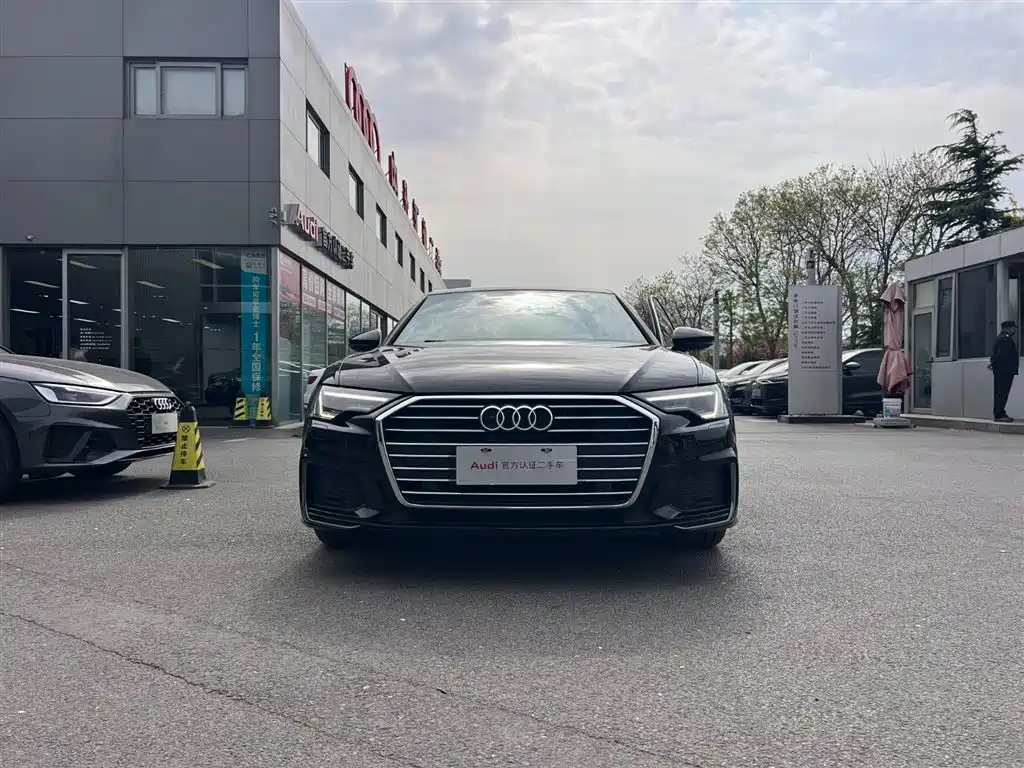 Audi A6L 2020 40 TFSI Luxury Dynamic фото 2