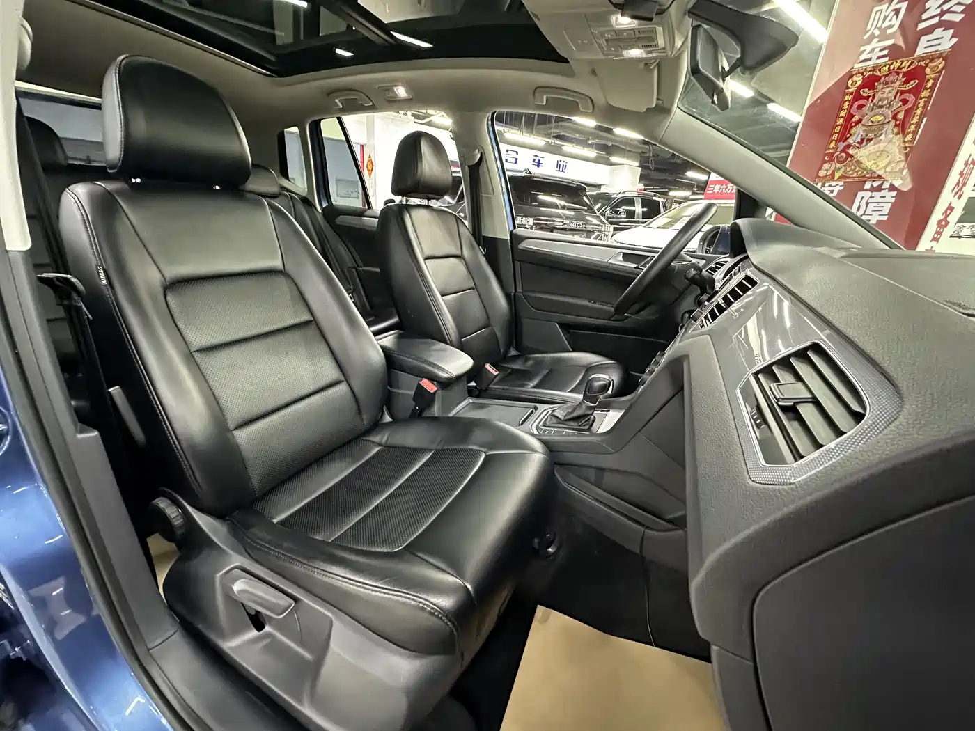 VOLKSWAGEN GOLF*JIAYU