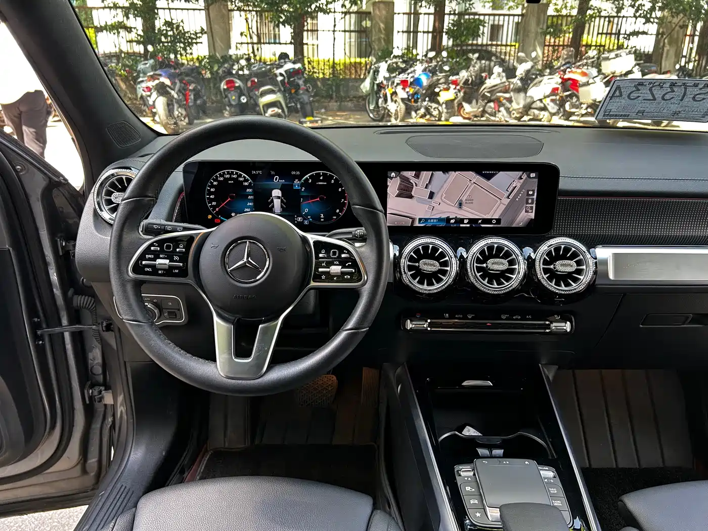 Mercedes-Benz GLB 2023 GLB 220 4MATIC фото 11