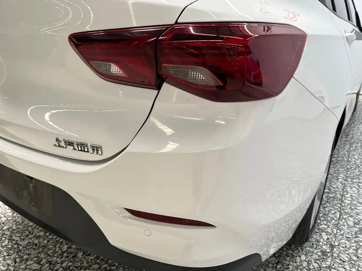 Chevrolet Cavalier 2020 325T Automatic Joy Edition фото 18