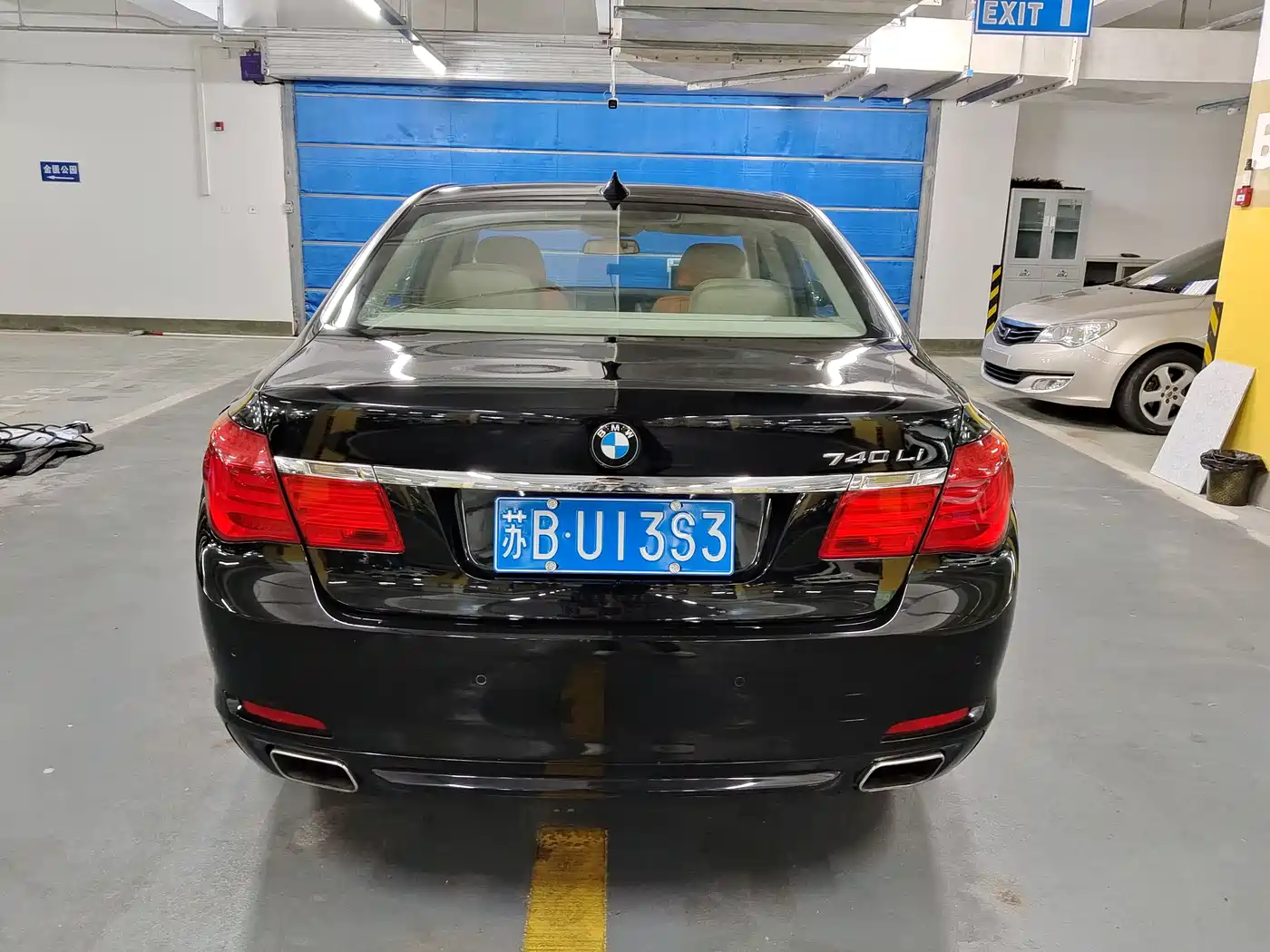 BMW 7 Series 2009 Model 740Li Leading Edition фото 5
