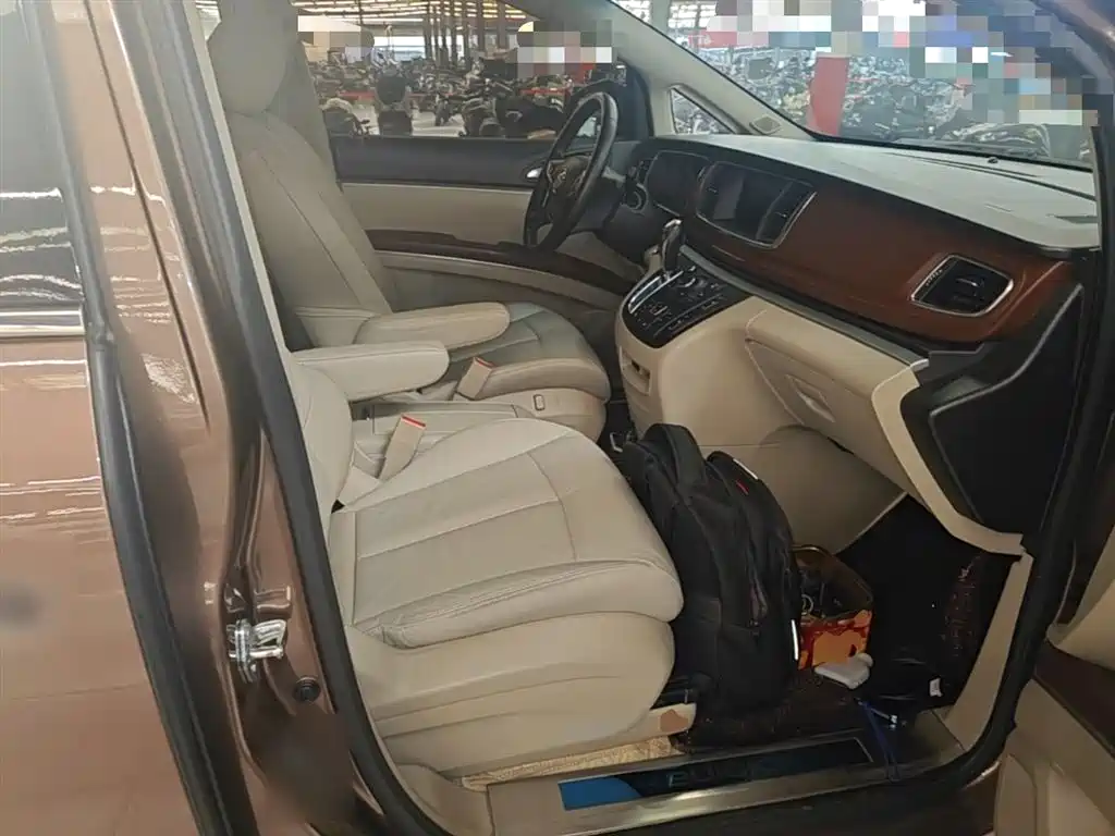 Buick GL8 2018 28T Luxury Model China VI фото 25