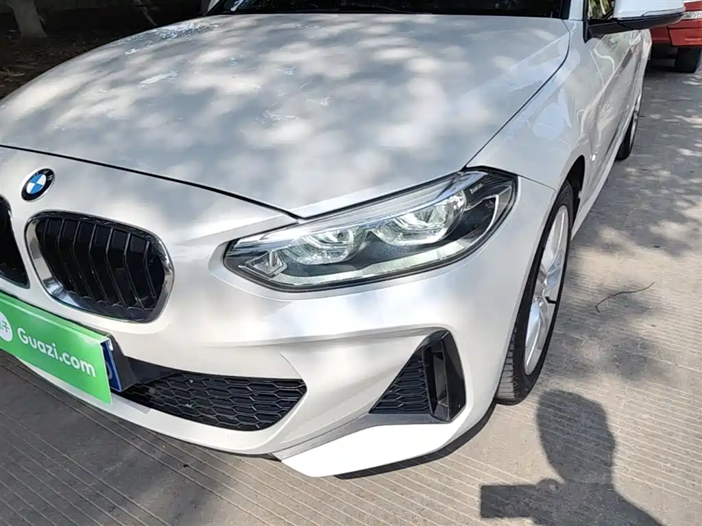 BMW 1 Series 2019 118i M Sport Package фото 24