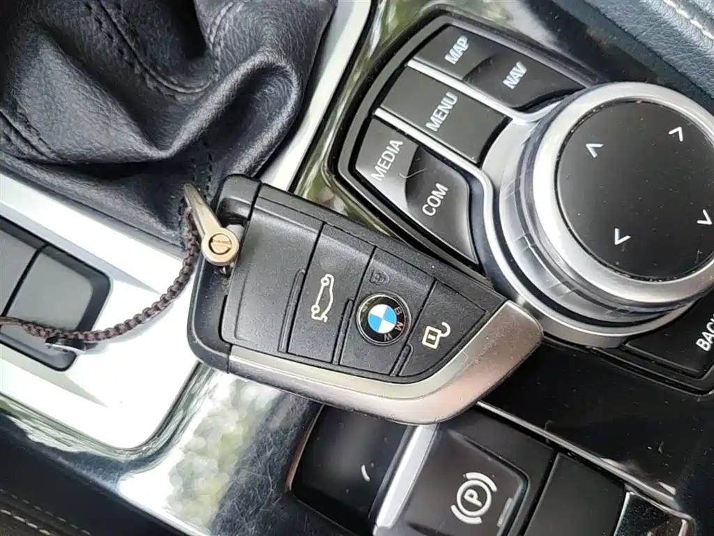 BMW 1 Series 2019 118i M Sport Package фото 9