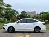 Фото 7 - Roewe i5