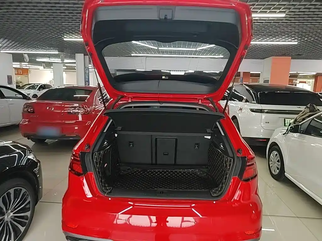 Фото 19 - Audi A3