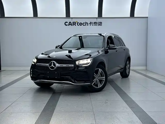 MERCEDES-BENZ GLC