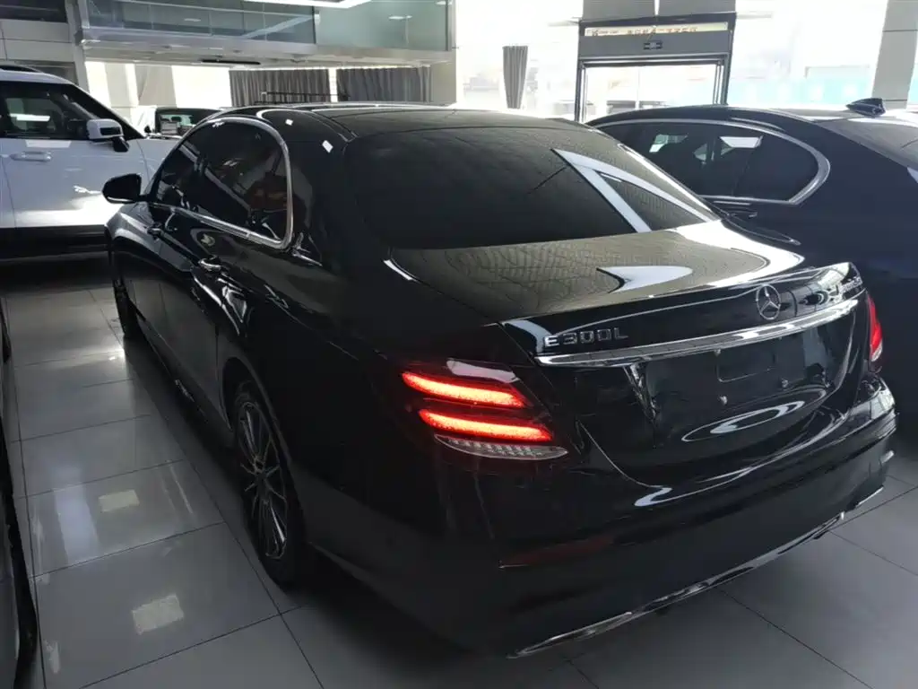 Mercedes-Benz E-Class 2020 E 260 L Sport 4MATIC фото 5