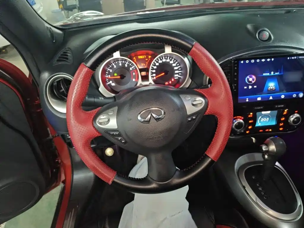 Infiniti ESQ 2016 2014 1.6L Free Edition