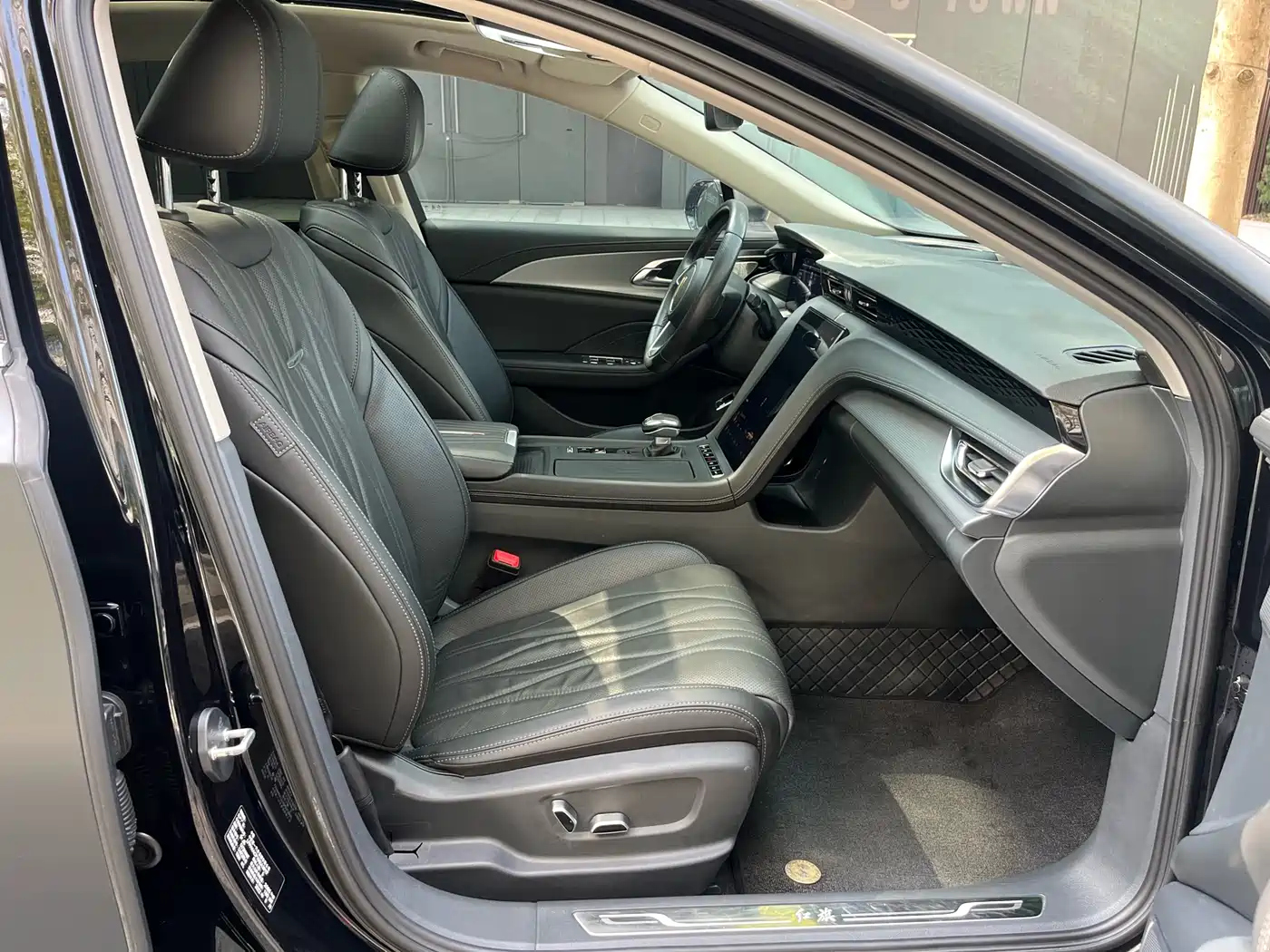Hongqi H5 2023 2.0T Auto Smart Connect Flagship фото 22