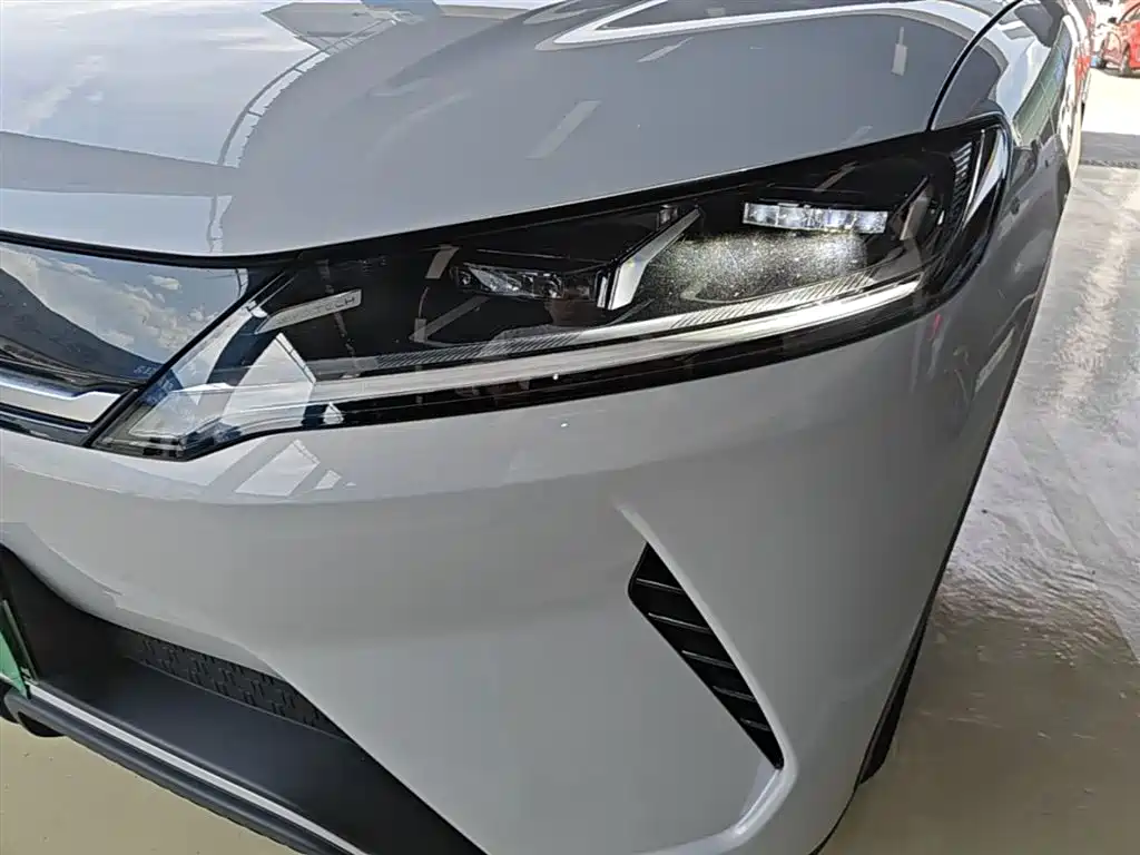 BYD Yuan UP 2024 401KM Surpass Edition фото 24