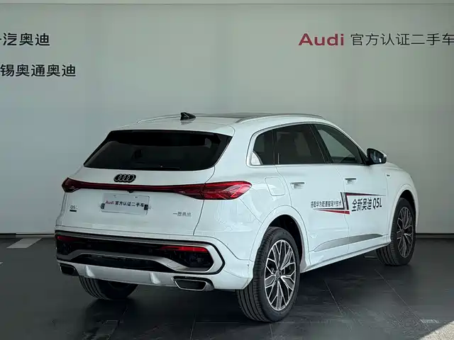 Audi Q5L 2026 Luxury Sport 150kW — фото 3