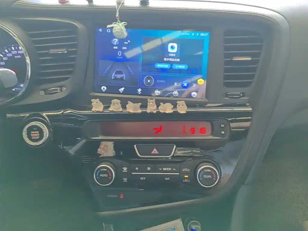 Kia K5 2014 2.0L Automatic LUXURY фото 13