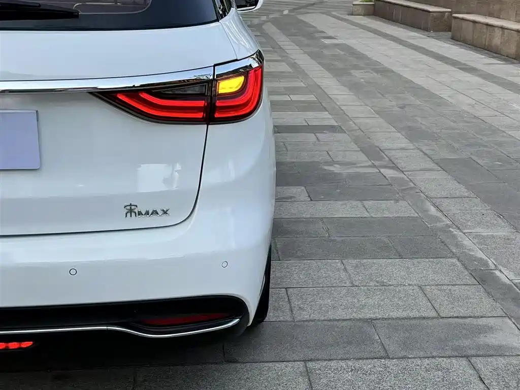 BYD Song MAX 2017 1.5T Auto Smart Elite 7-Seater фото 8
