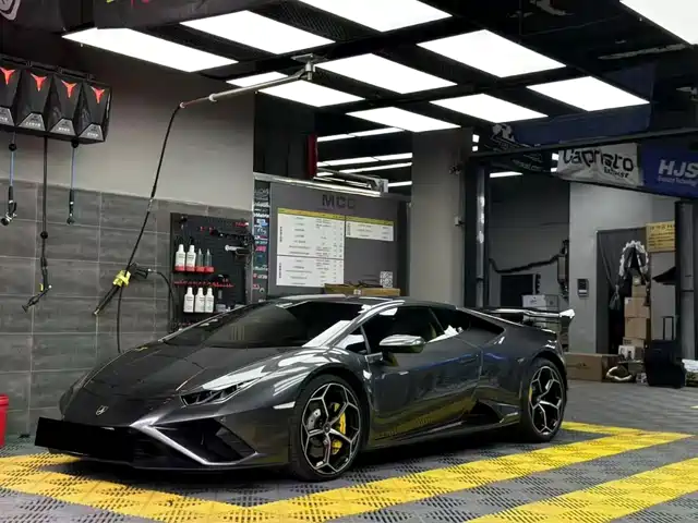 Lamborghini Huracán 2020 Huracán EVO RWD