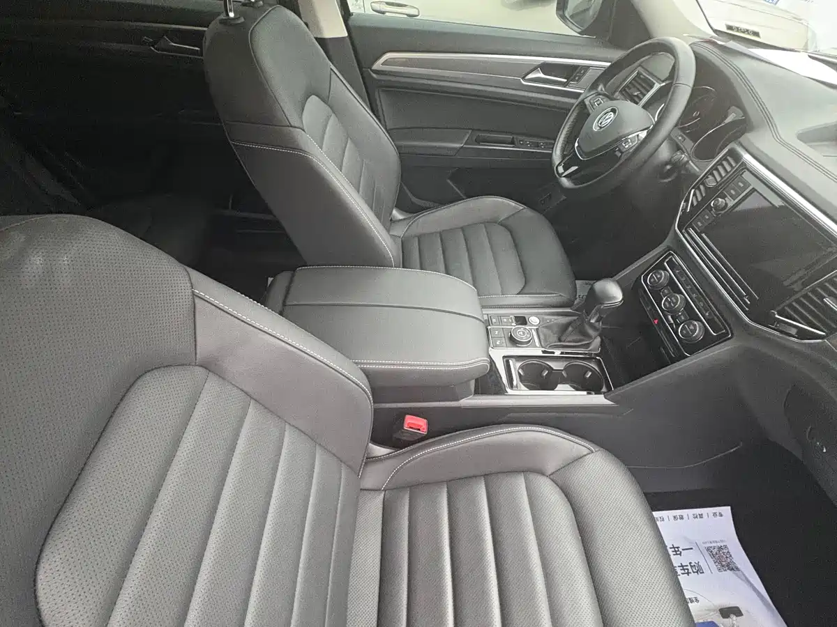 Volkswagen Teramont 2019 380TSI 4WD Comfort China V фото 7