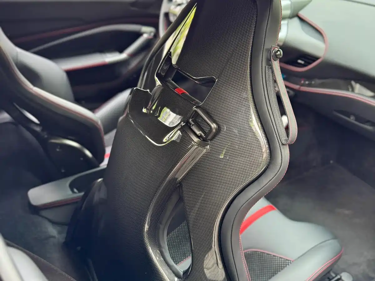 Ferrari F8 2022 2019 Tributo 3.9T V8