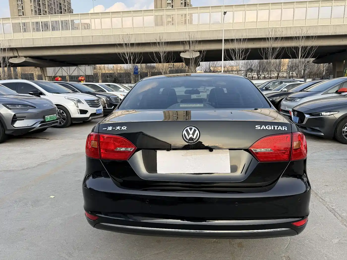 Volkswagen Sagitar 2014 Facelift 1.6L Automatic Comfort фото 8