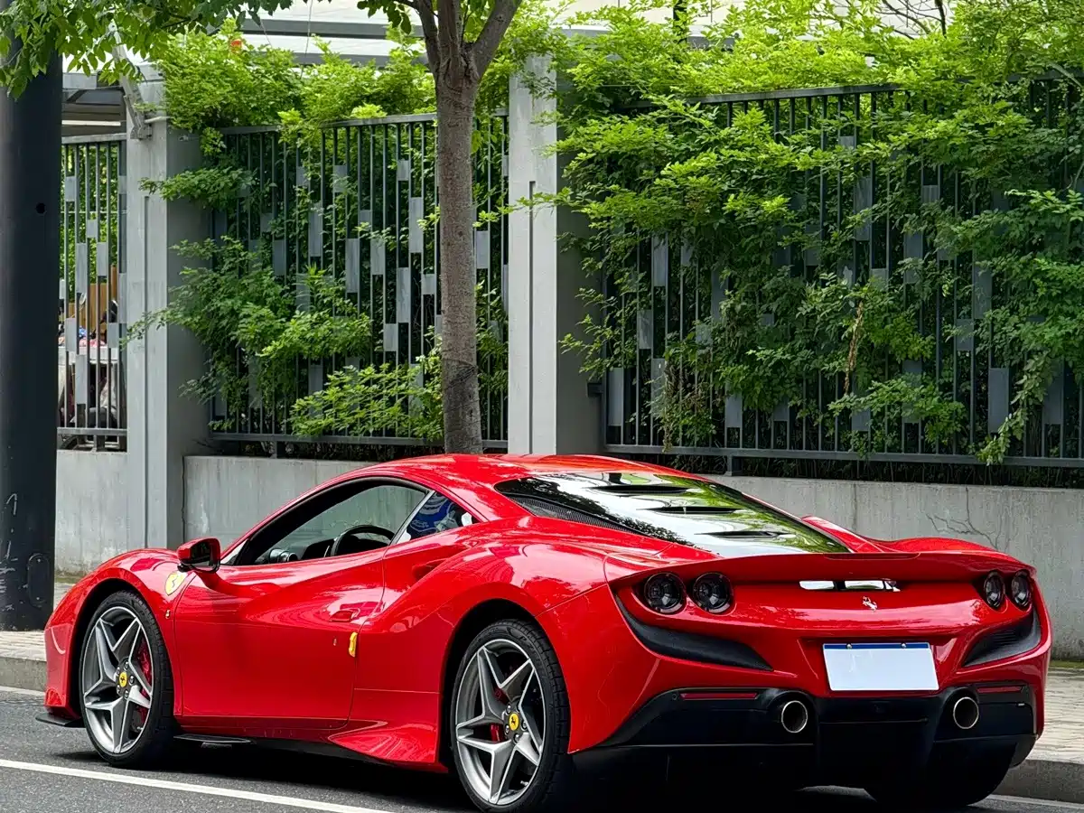 Ferrari F8 2022 2019 Tributo 3.9T V8