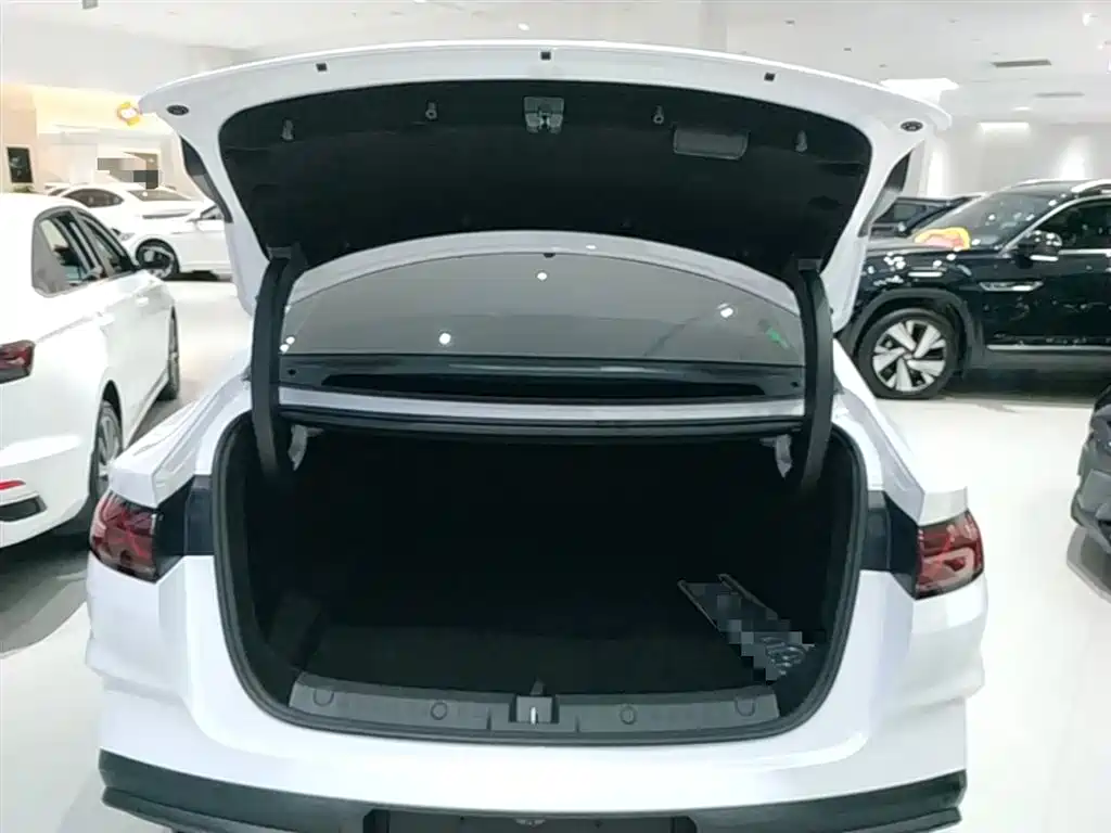 BYD Qin L 2025 DM-i Smart Drive Edition 80KM Leading фото 19