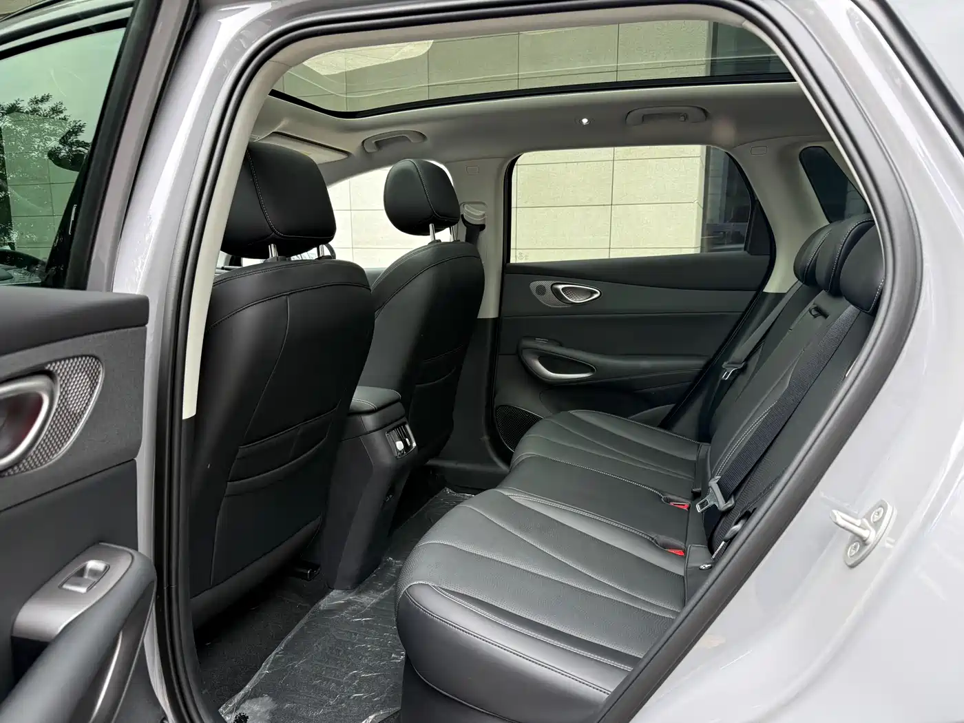 BYD Hai Shi 05 EV 2025 520KM Flagship Smart Navigation Edition фото 10
