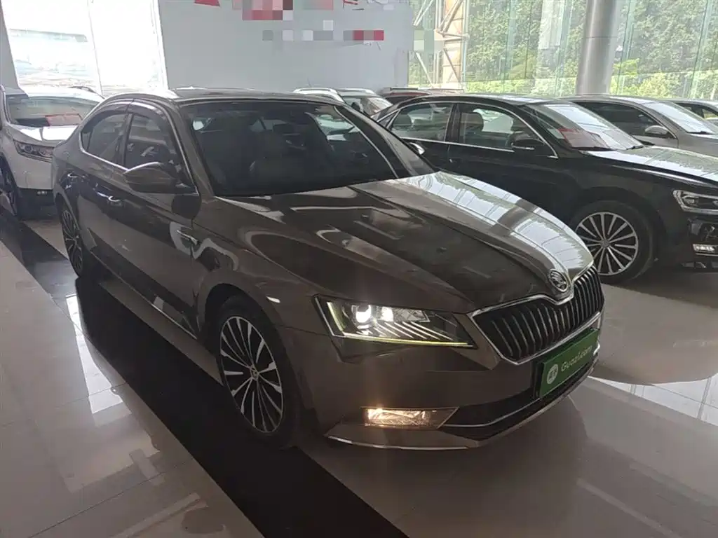 Škoda Superb 2016 TSI330 DSG Smart Edition фото 4